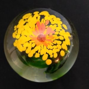 Art glass paperweight